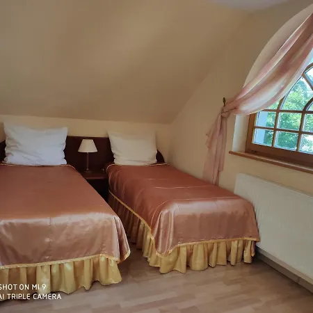 Pod Debami Świnoujście