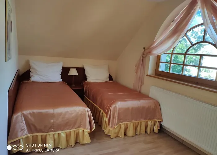 Pod Debami Swinemünde