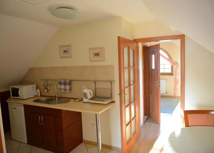 Pod Debami Gasthof Swinemünde